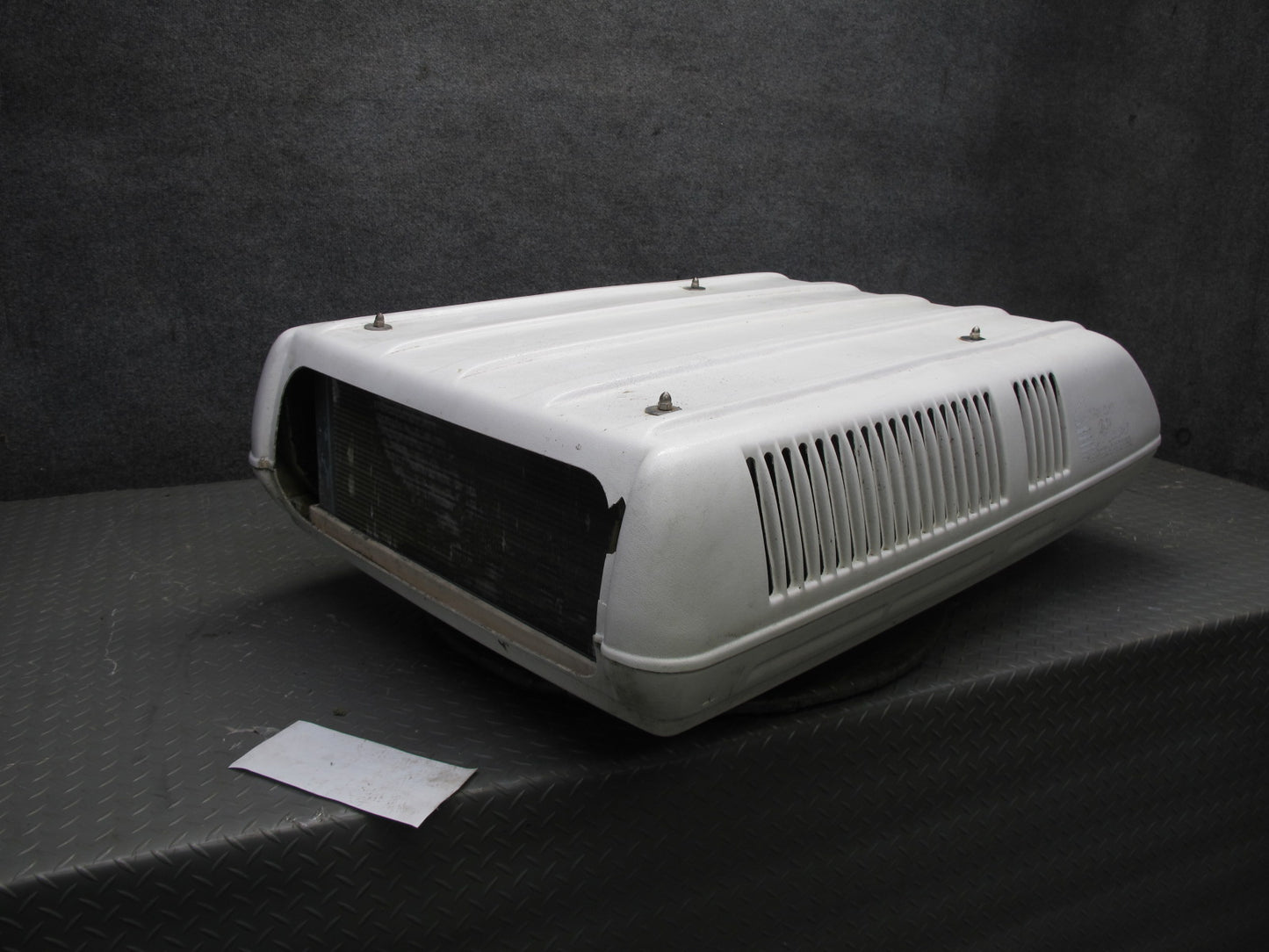 02-03 VW Eurovan T4 Winnebago Vista Coleman Mach Upper Roof Mount Air Condition