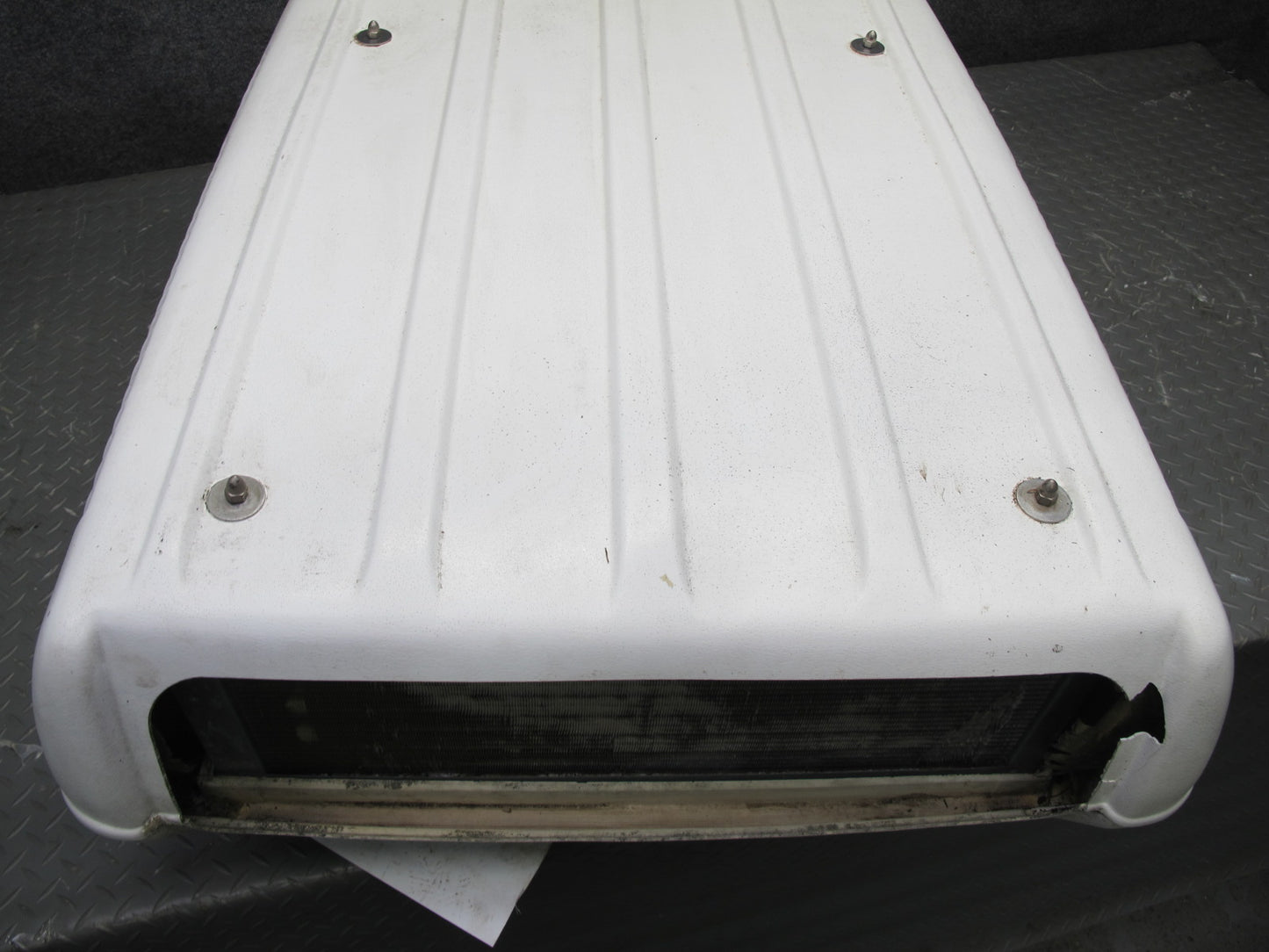 02-03 VW Eurovan T4 Winnebago Vista Coleman Mach Upper Roof Mount Air Condition