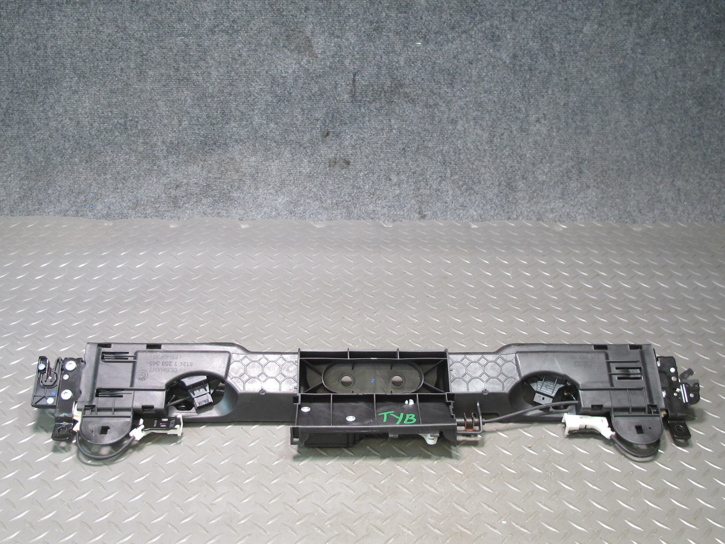 07-13 BMW E93 335i Convertible Trunk Lock Locking Mechanism Assembly 7258345 OEM