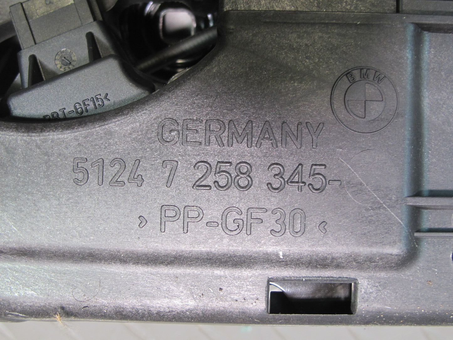 07-13 BMW E93 335i Convertible Trunk Lock Locking Mechanism Assembly 7258345 OEM