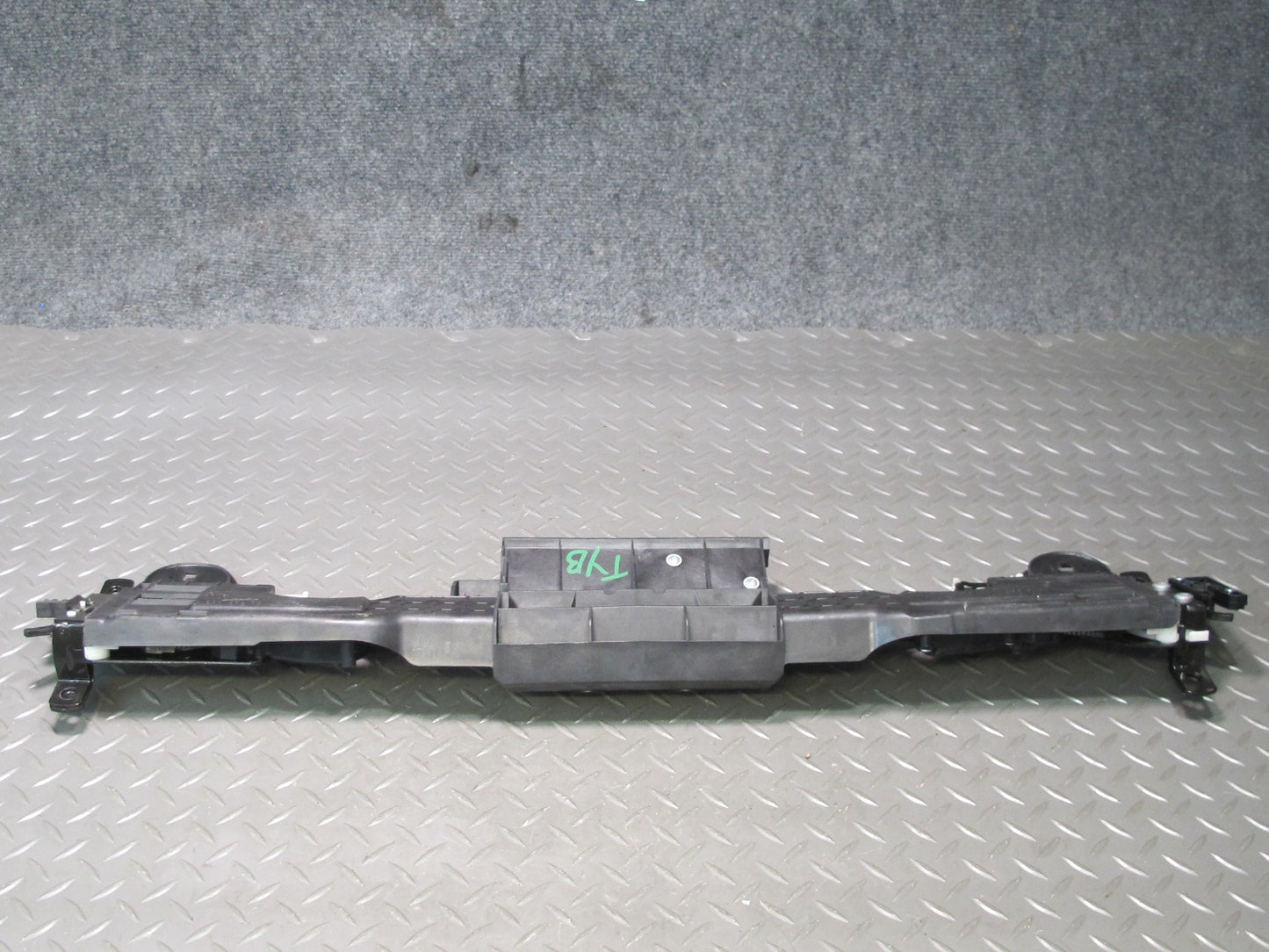 07-13 BMW E93 335i Convertible Trunk Lock Locking Mechanism Assembly 7258345 OEM