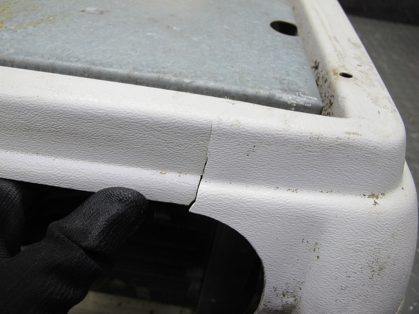 02-03 VW Eurovan T4 Winnebago Vista Coleman Mach Upper Roof Mount Air Condition