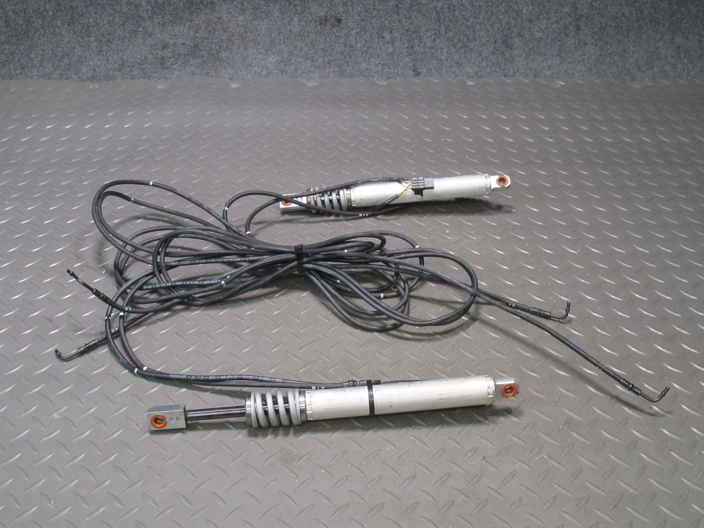 07-13 BMW E93 335i Convertible Left & Right Roof Tray Hydraulic Cylinder Set OEM
