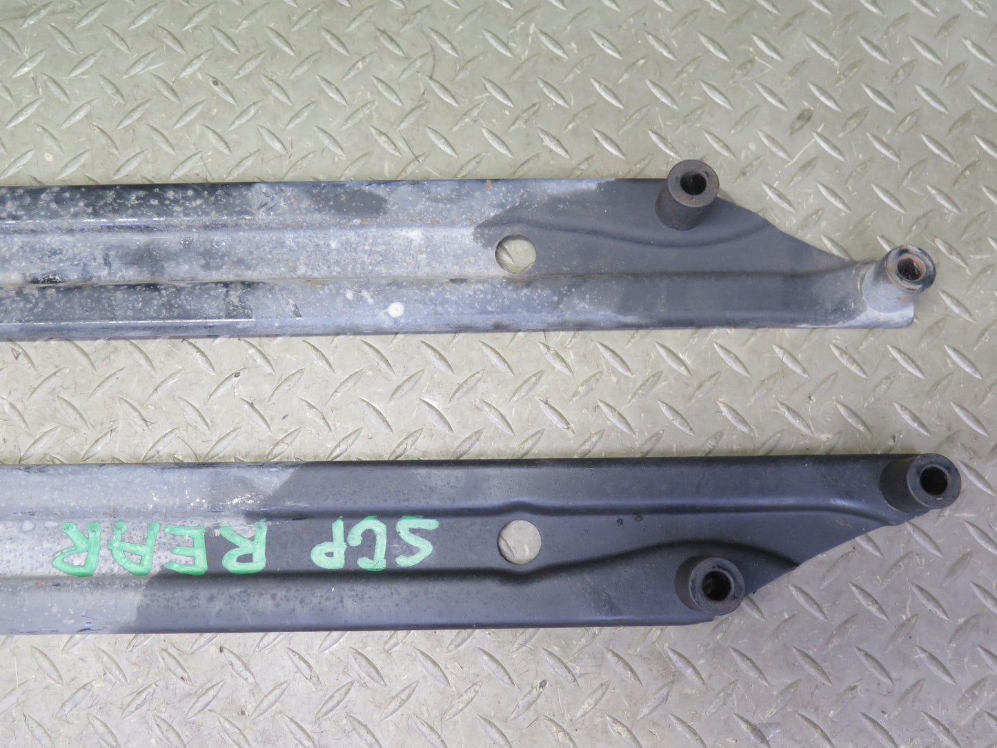 02-10 Lexus UZZ40L SC430 Set of 5 Rear Suspension Mounting Brace Plate OEM