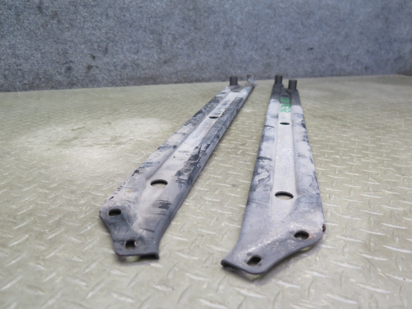 02-10 Lexus UZZ40L SC430 Set of 5 Rear Suspension Mounting Brace Plate OEM