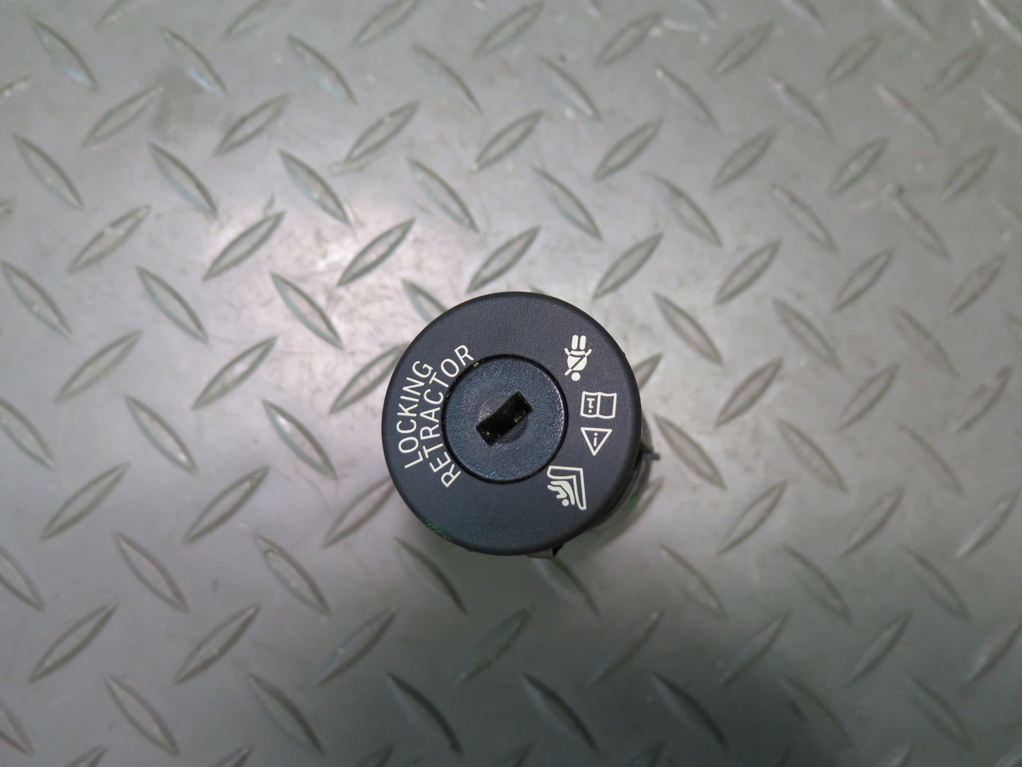 11-13 BMW E93 335i Convertible Child Safety KEY Lock Switch 9211746 OEM