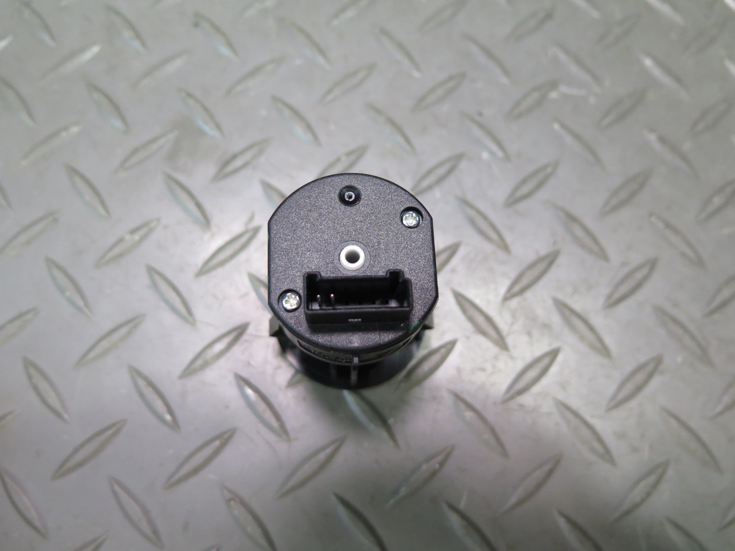 11-13 BMW E93 335i Convertible Child Safety KEY Lock Switch 9211746 OEM