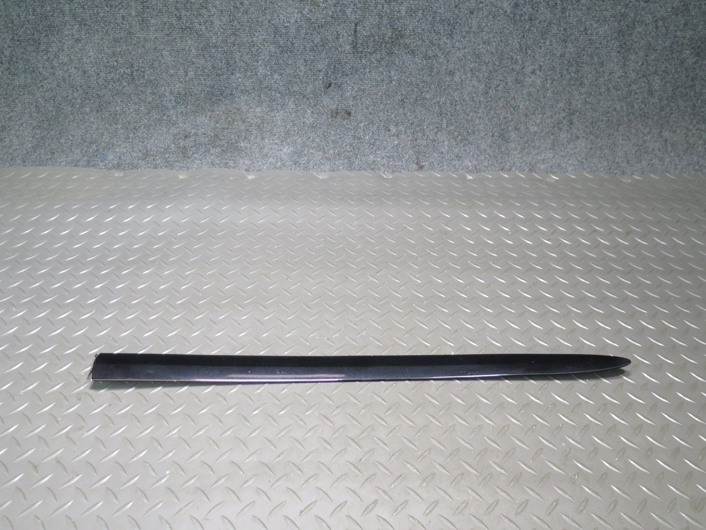 07-13 BMW E93 335i Convertible Set of 2 Front Left & Right TOP Roof Molding OEM