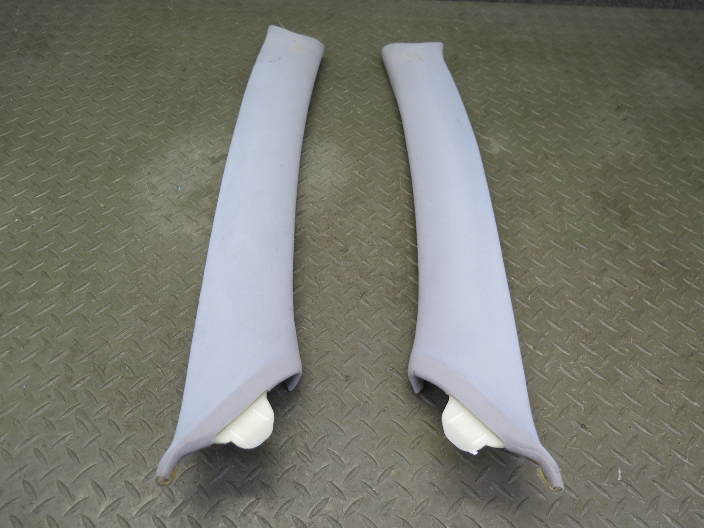 04-06 Lexus UCF30L LS430 Set of 2 Front Left & Right A Pillar Trim Panel OEM