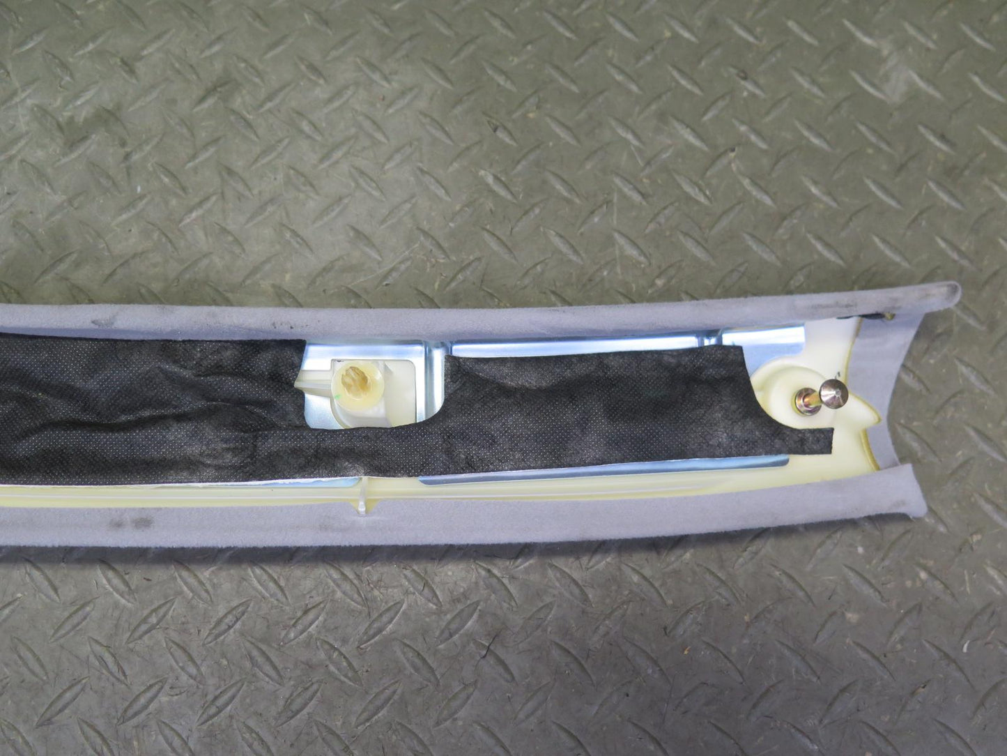 04-06 Lexus UCF30L LS430 Set of 2 Front Left & Right A Pillar Trim Panel OEM