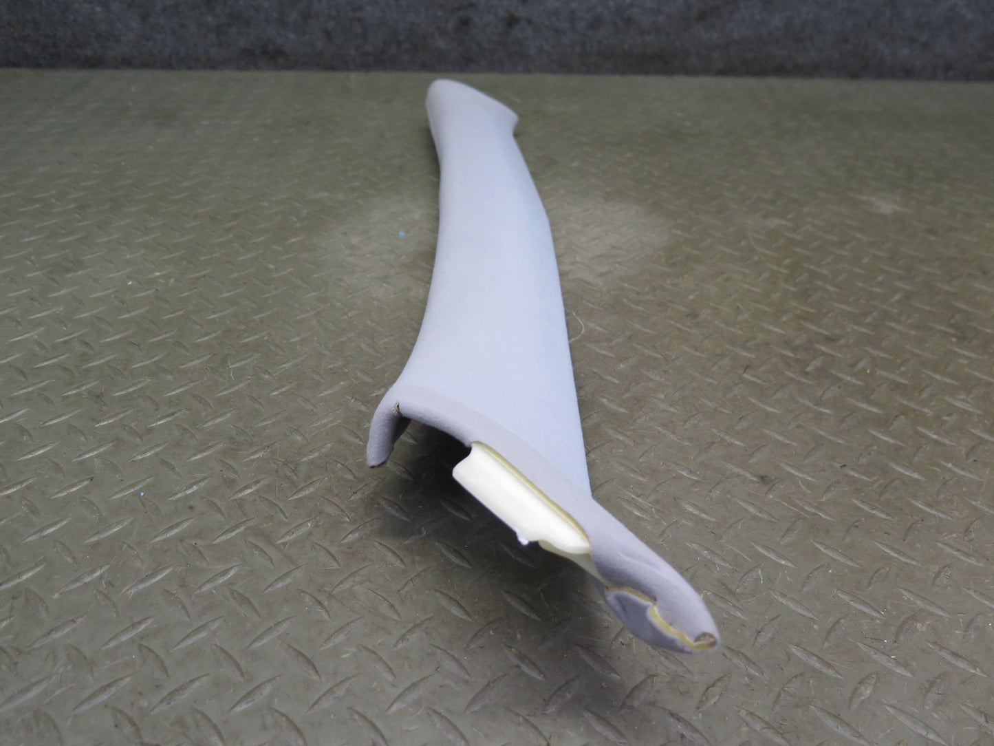 04-06 Lexus UCF30L LS430 Set of 2 Front Left & Right A Pillar Trim Panel OEM