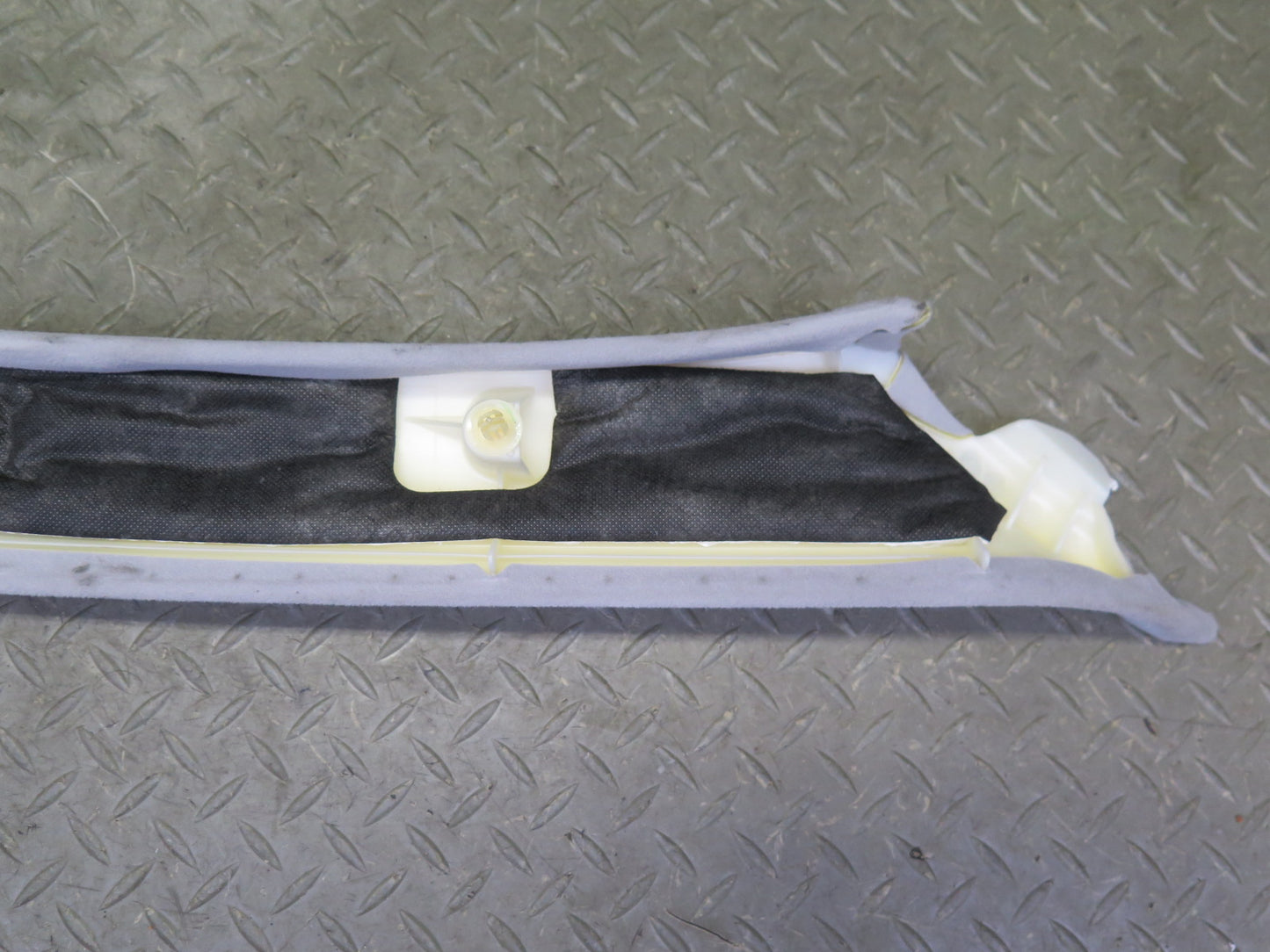 04-06 Lexus UCF30L LS430 Set of 2 Front Left & Right A Pillar Trim Panel OEM