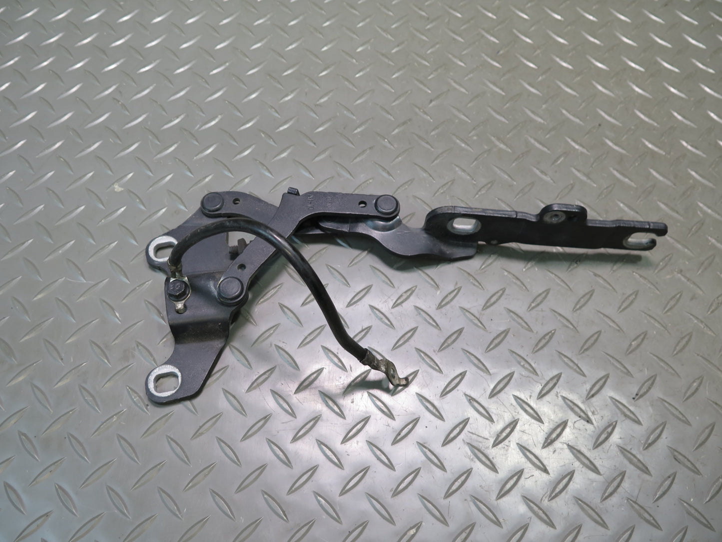 07-13 BMW E90 E92 E93 335i Set of 2 Rear Left & Right Trunk Hinge OEM
