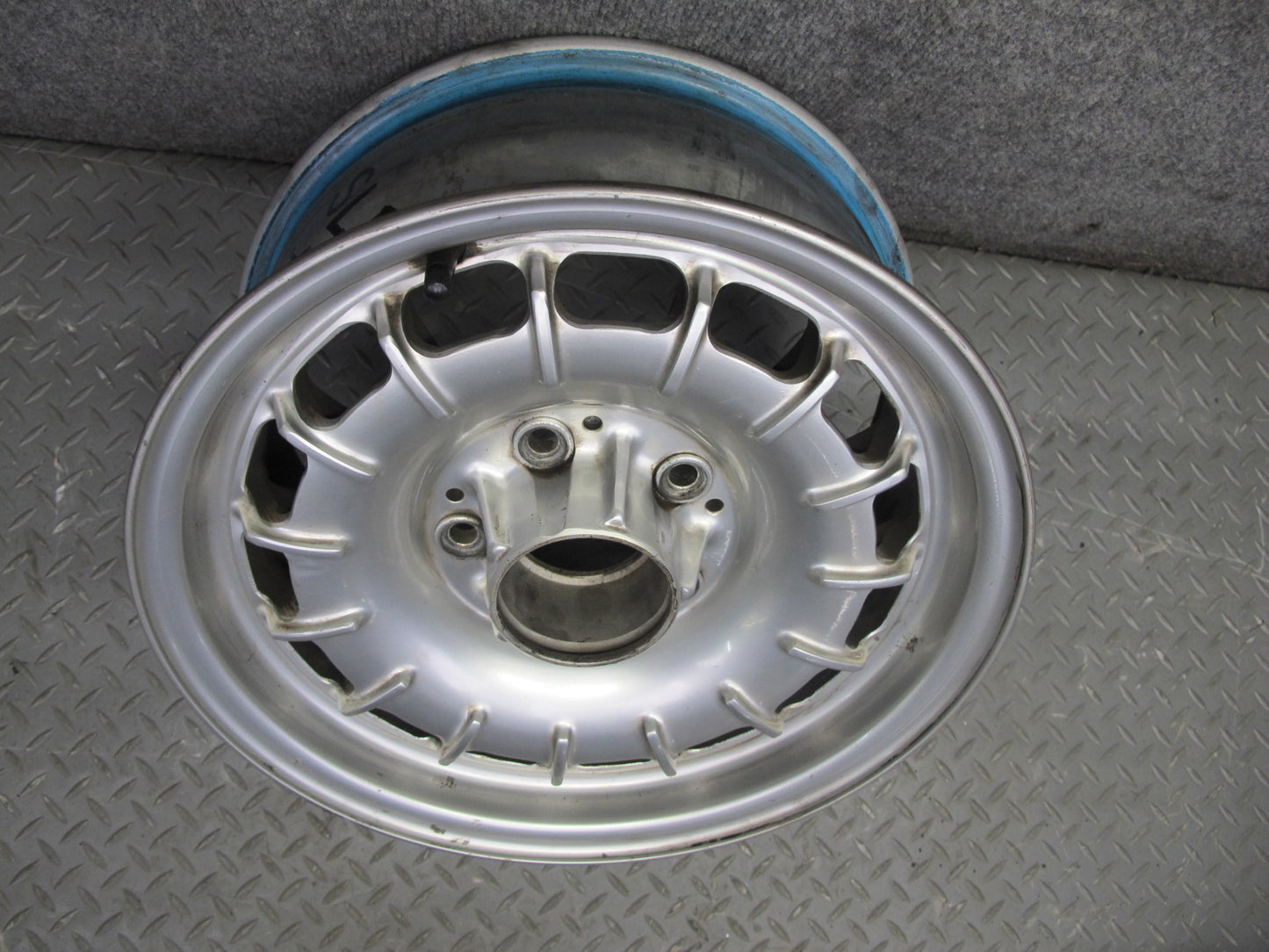 73-85 Mercedes R107 R14 14" Alloy Wheel Rim 14x6.5J ET30 1264002102 OEM