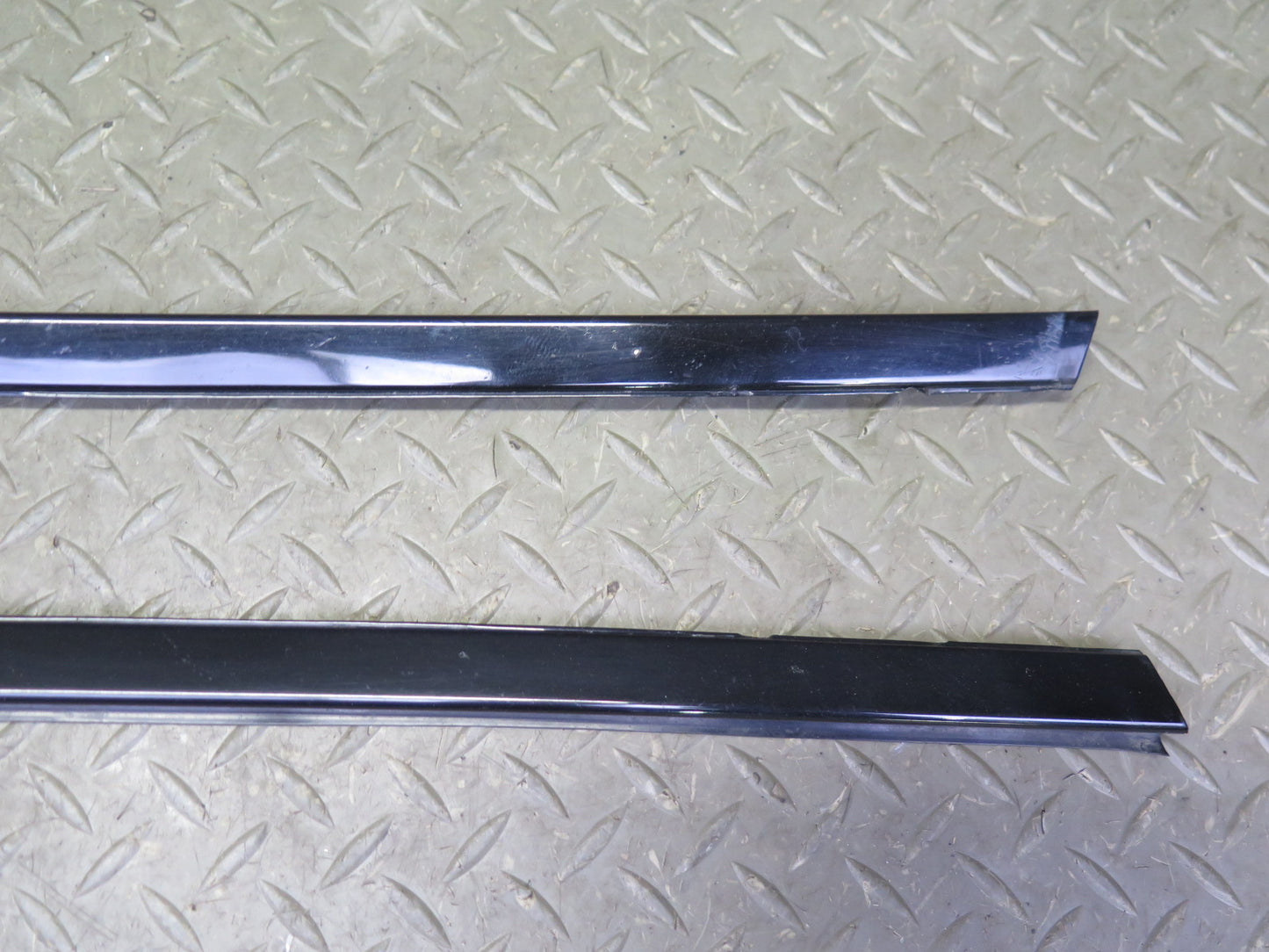 01-06 Lexus UCF30L LS430 Set of 2 Front Windshield A Pillar Trim Molding OEM