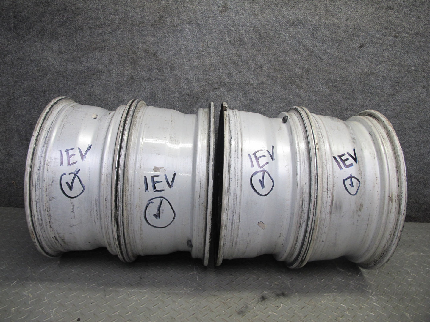 99-03 VW Eurovan T4 Set of 4 Factory R16 16" Alloy Wheel Rim 16x7J ET49 OEM
