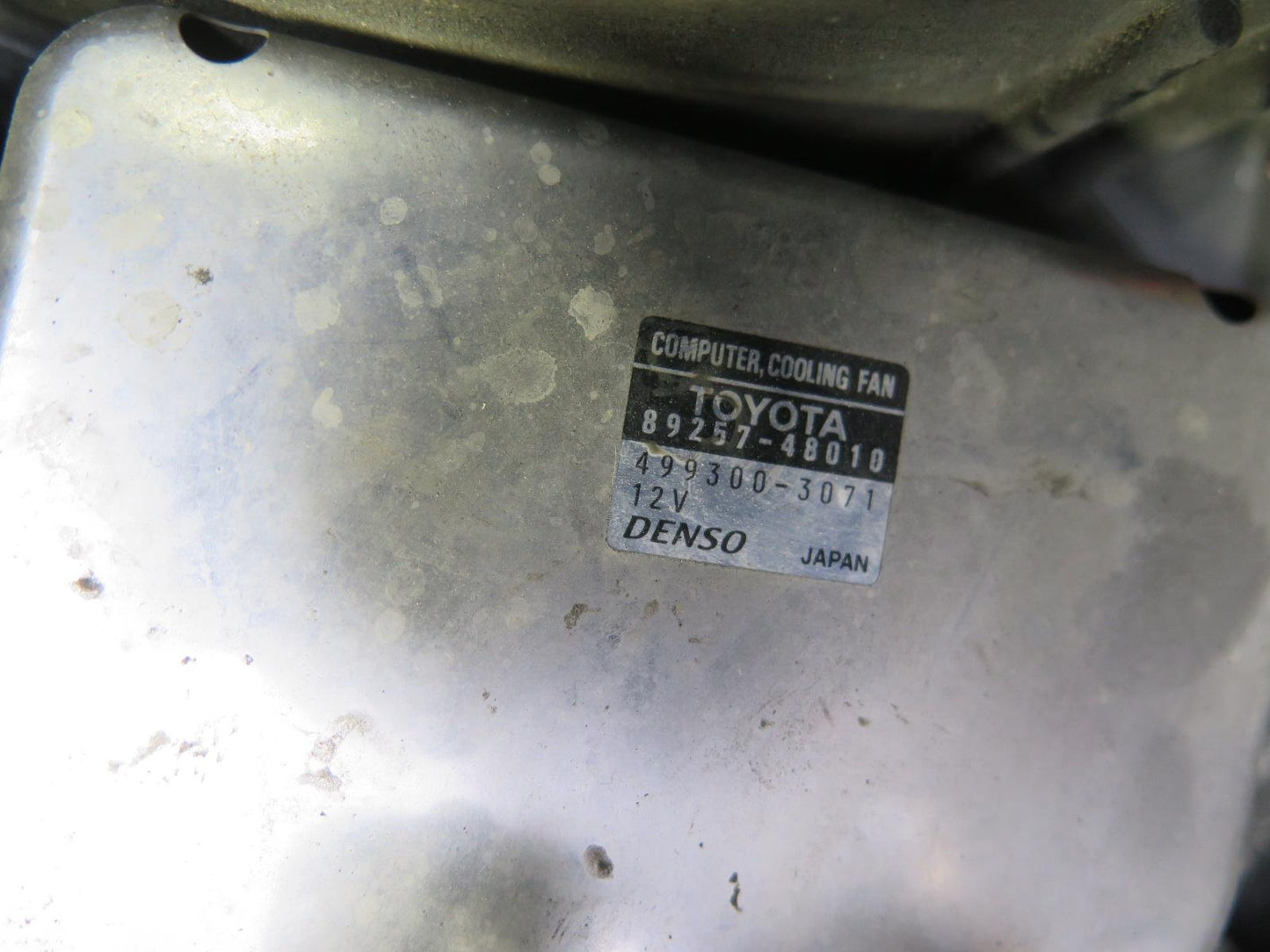 02-10 Lexus SC430 Engine Cooling Fan Motor Shroud w Control Module OEM