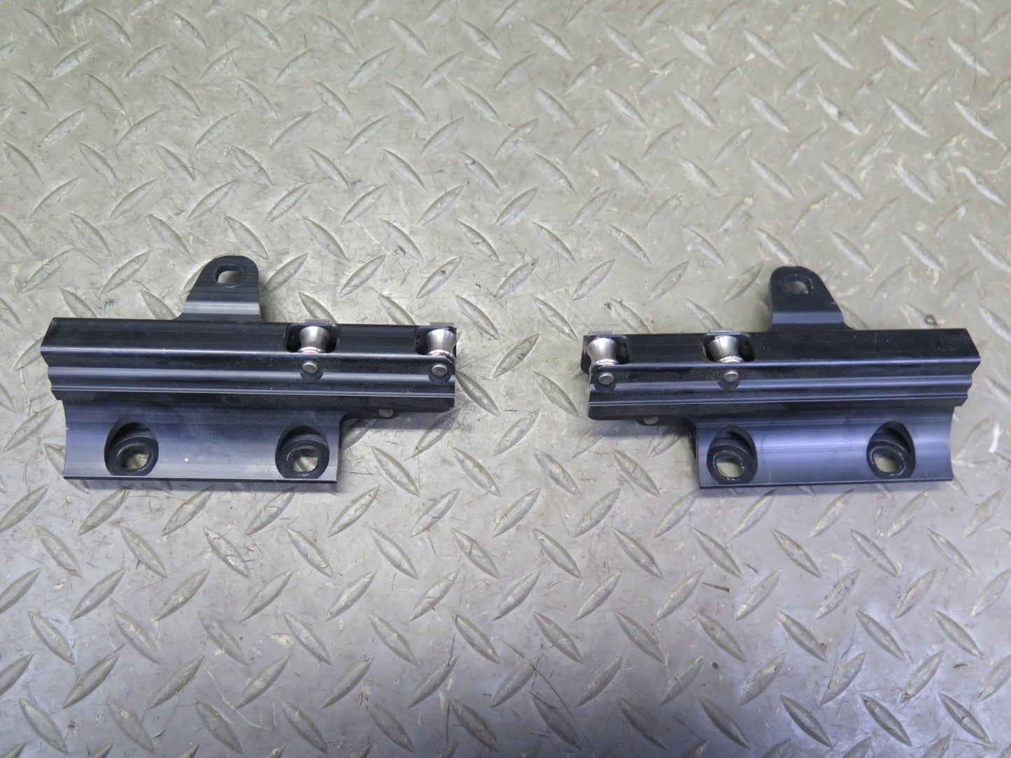 07-13 BMW E93 335i Convertible TOP Roof Lock Latch Motor Striker Assembly OEM