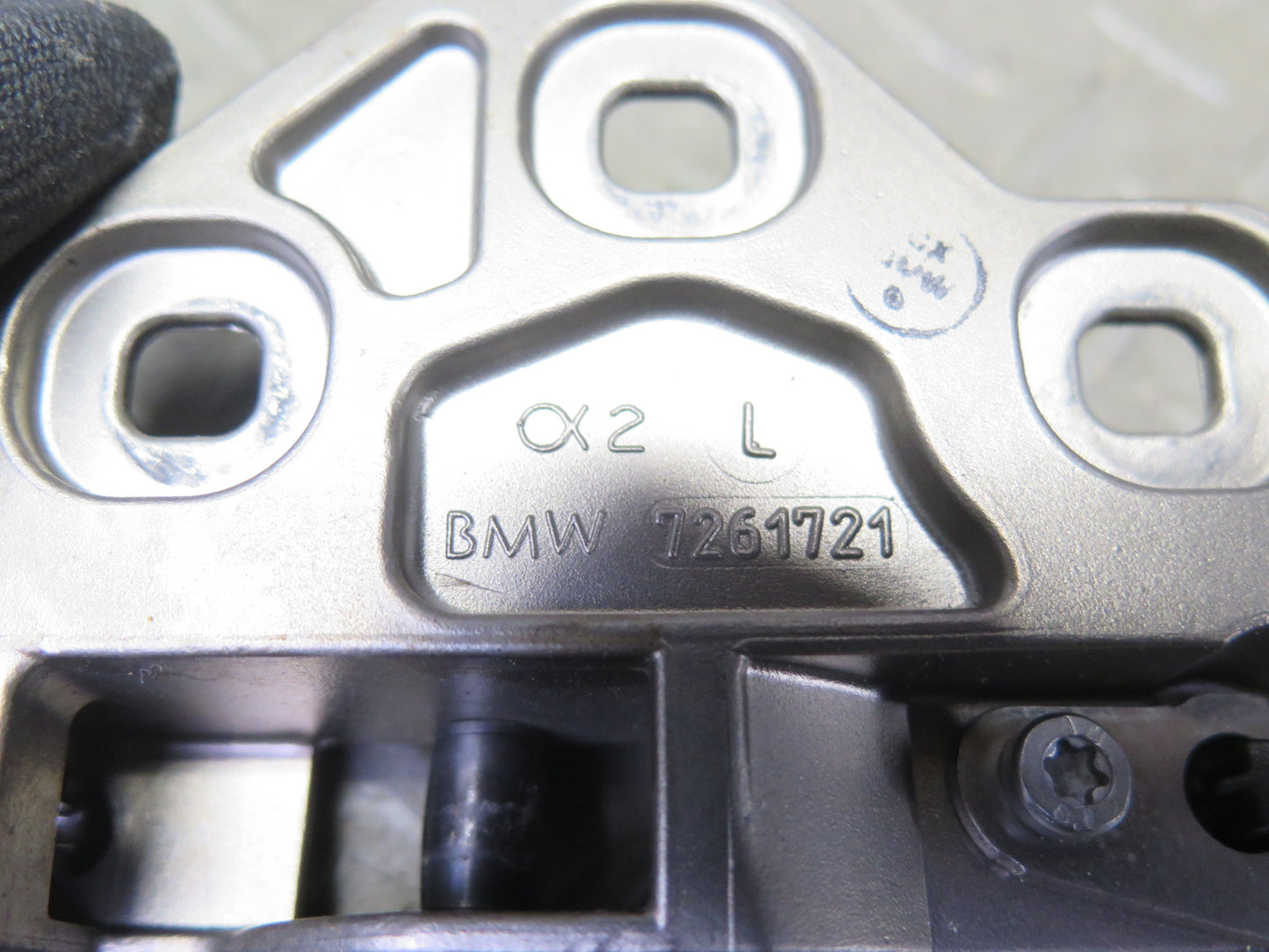 07-13 BMW E93 335i Convertible TOP Roof Lock Latch Motor Striker Assembly OEM