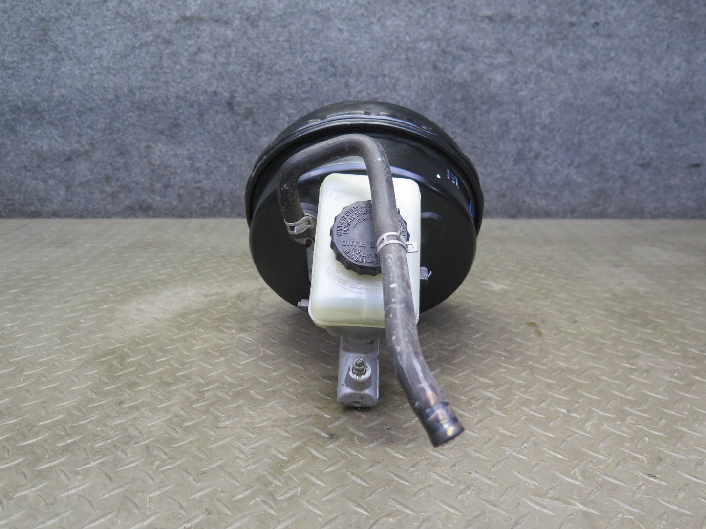 04-06 Lexus UCF30L LS430 Brake Master Cylinder Booster Fluid Reservoir OEM