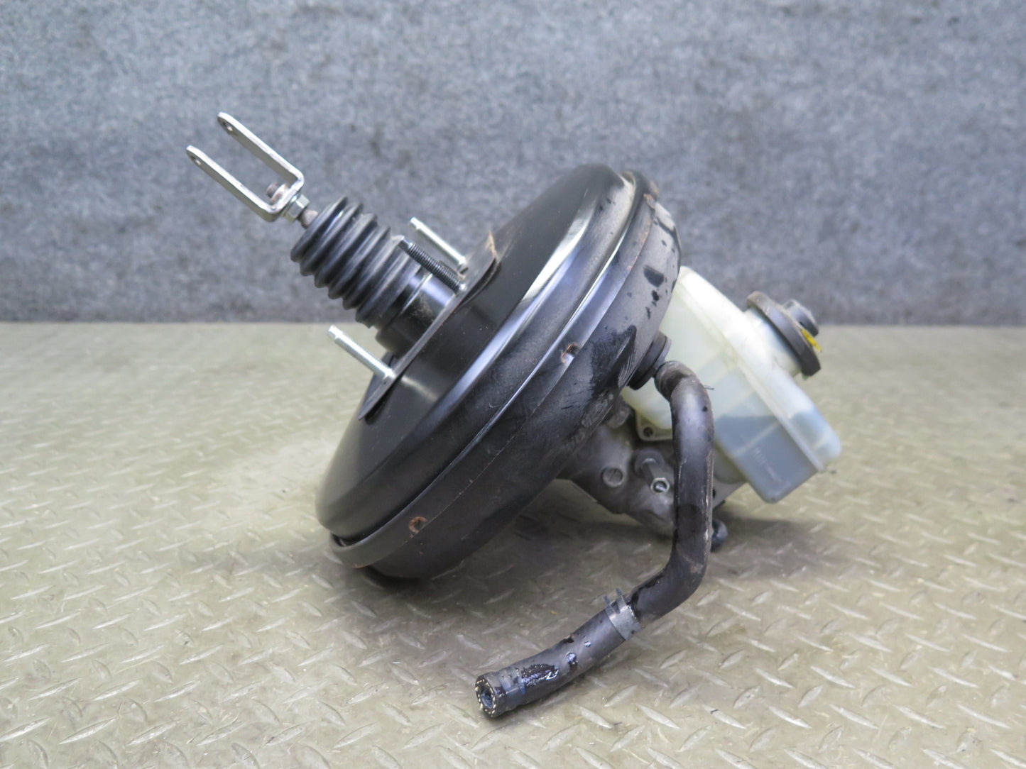 10-13 Lexus IS250 Convert AT Brake Master Cylinder Booster Fluid Reservoir OEM