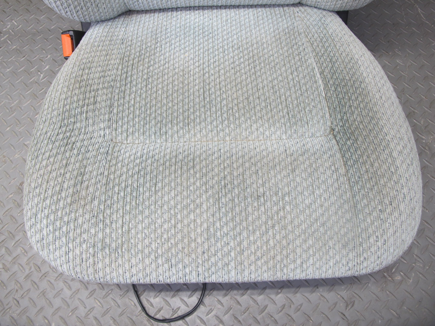 00-03 VW Eurovan T4 Set of 2 Front Left & Right Cloth Seat Gray OEM