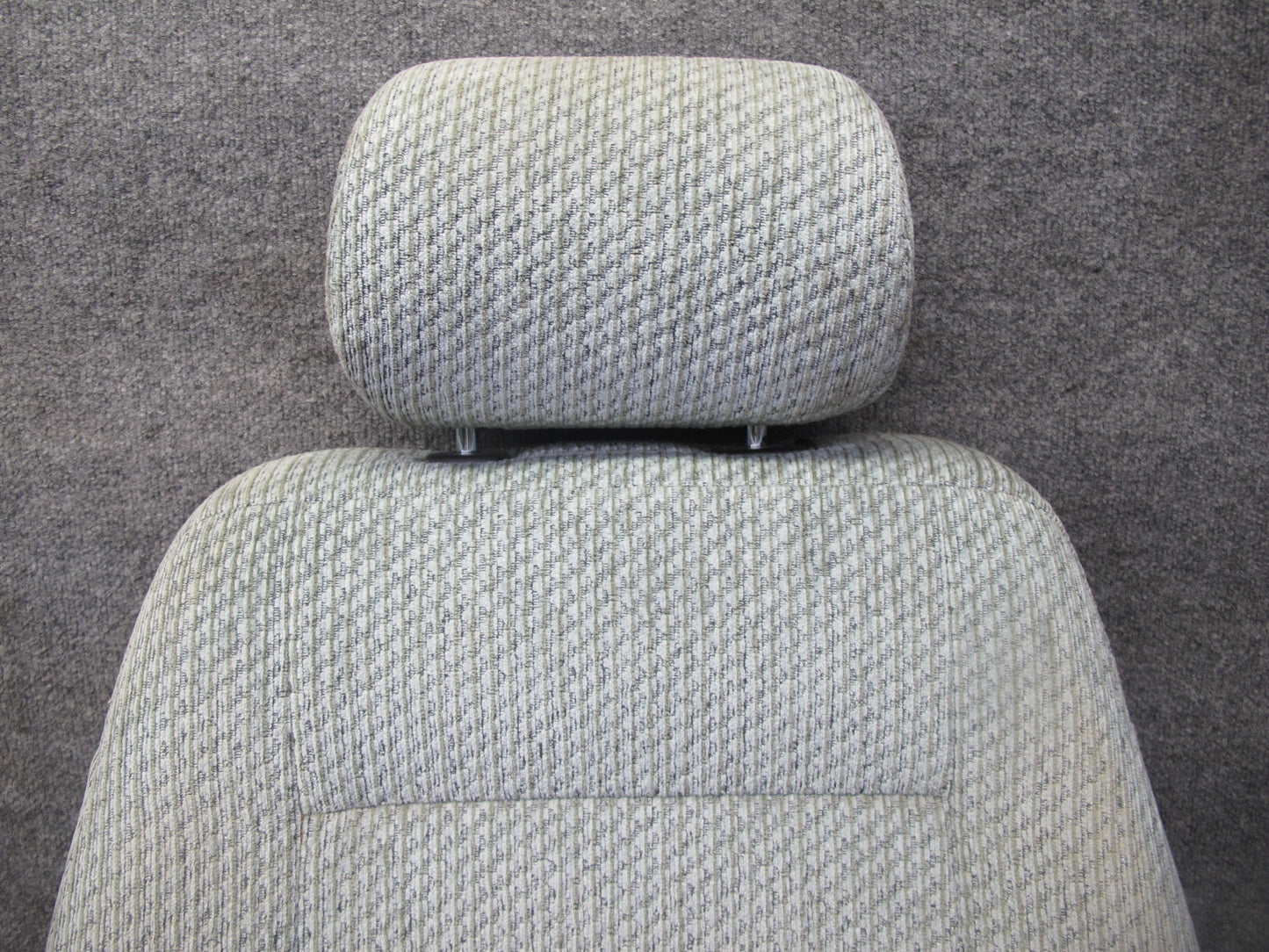 00-03 VW Eurovan T4 Set of 2 Front Left & Right Cloth Seat Gray OEM