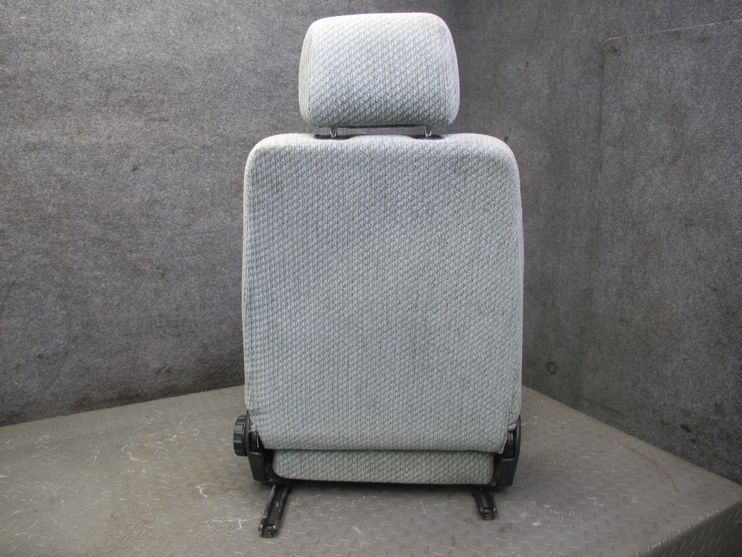 00-03 VW Eurovan T4 Set of 2 Front Left & Right Cloth Seat Gray OEM