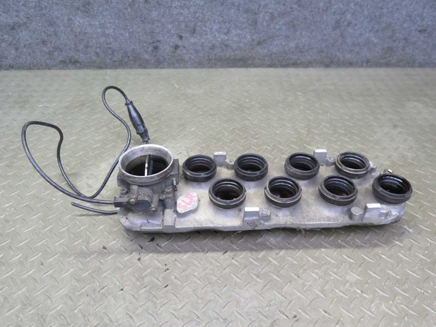 81-85 Mercedes R107 380SL M116 Engine Lower Intake Manifold w Throttle Body OEM