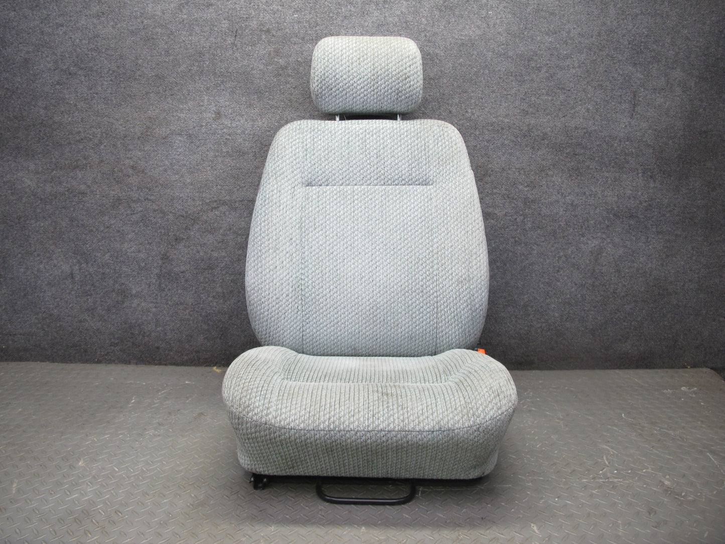 00-03 VW Eurovan T4 Set of 2 Front Left & Right Cloth Seat Gray OEM