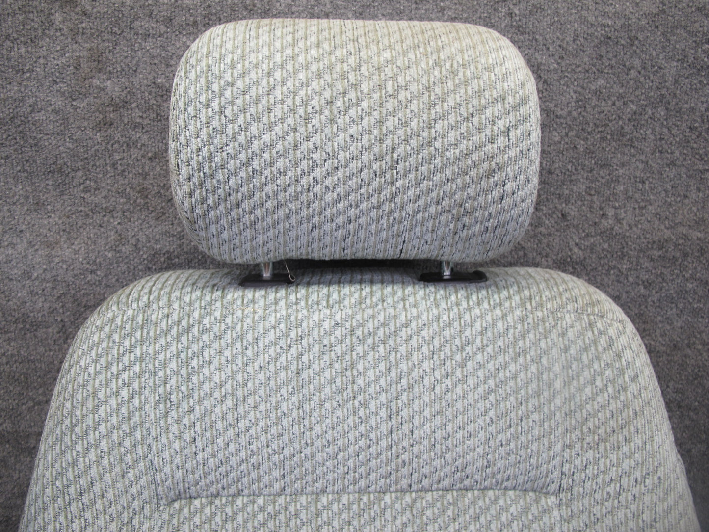 00-03 VW Eurovan T4 Set of 2 Front Left & Right Cloth Seat Gray OEM