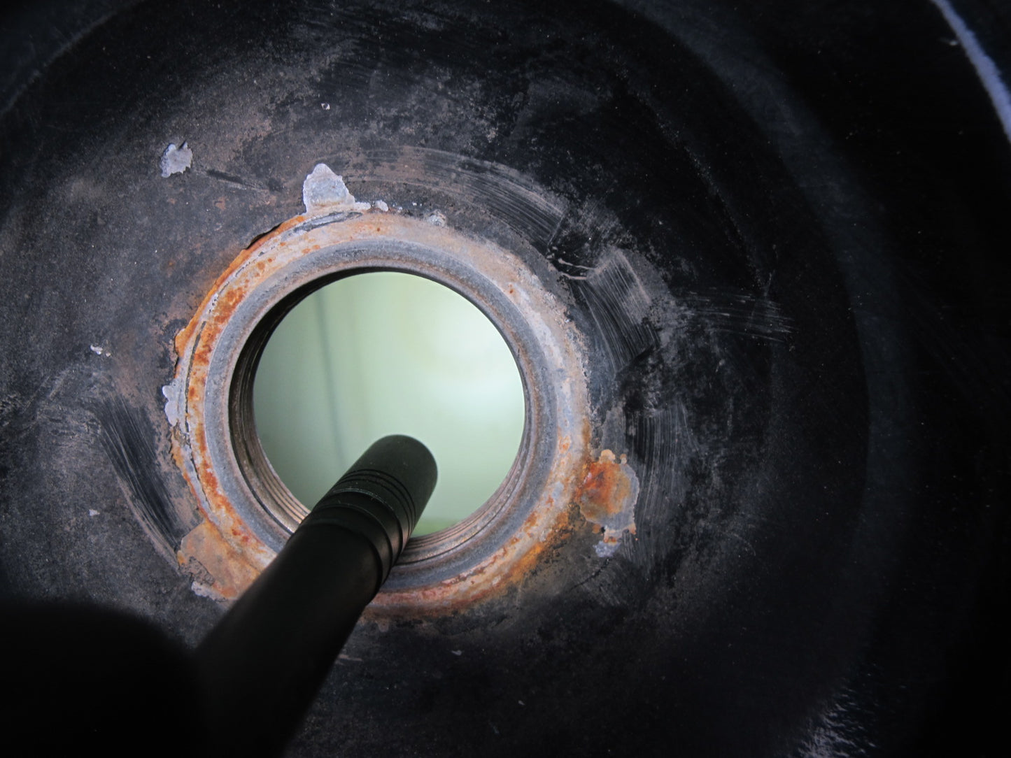 73-85 Mercedes R107 Gas Fuel Tank Assembly w Filler Neck & Cap OEM