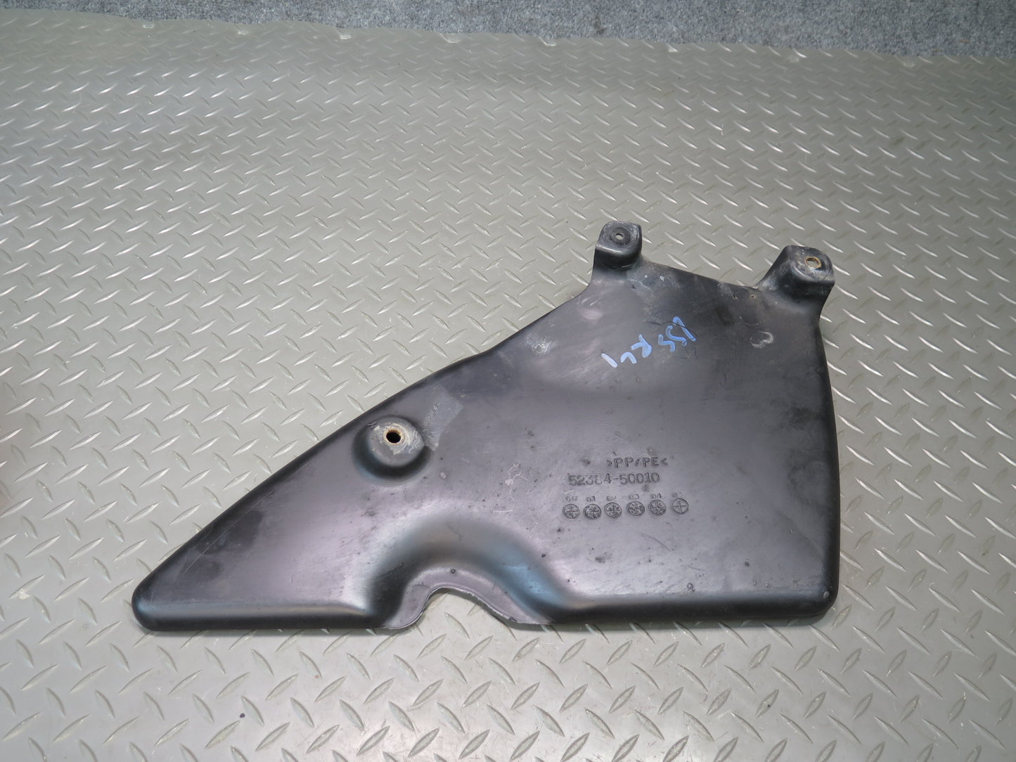 01-06 Lexus LS430 UCF30L Set of 2 Rear Differential Shield Trim Panel OEM