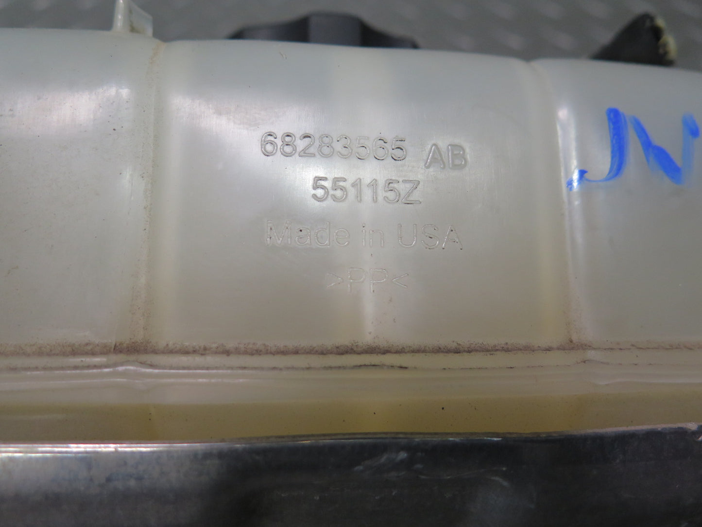 18-23 Jeep Wrangler JL Engine Coolant Expansion Overflow Reservoir Tank OEM