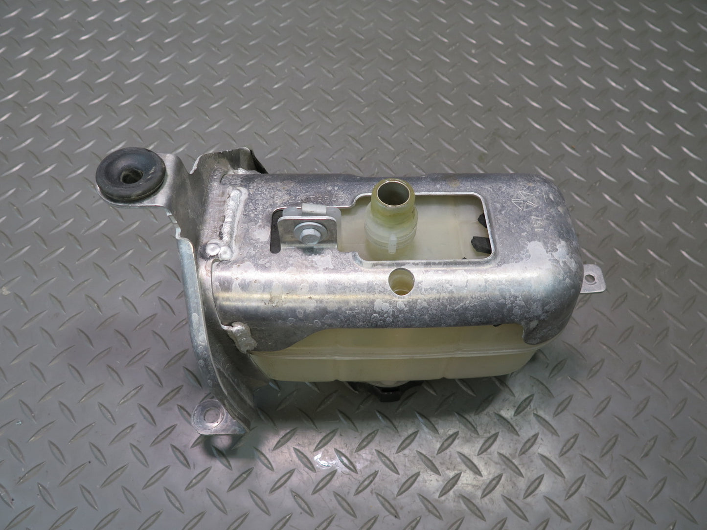 18-23 Jeep Wrangler JL Engine Coolant Expansion Overflow Reservoir Tank OEM