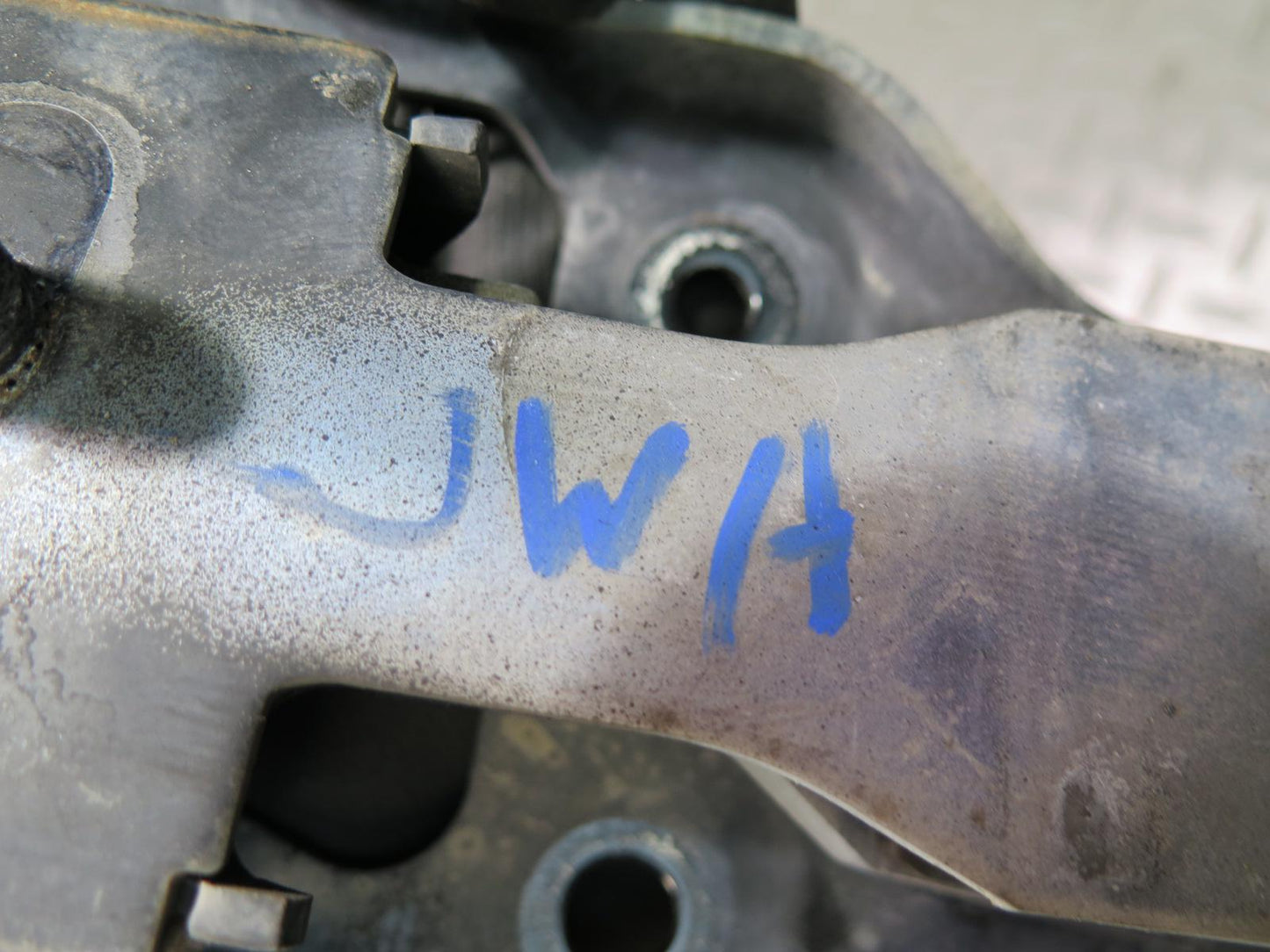 18-26 Jeep Wrangler JL Automatic Transmission  Rear Mount 68236162AA OEM