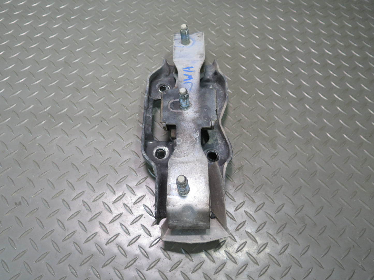 18-26 Jeep Wrangler JL Automatic Transmission  Rear Mount 68236162AA OEM