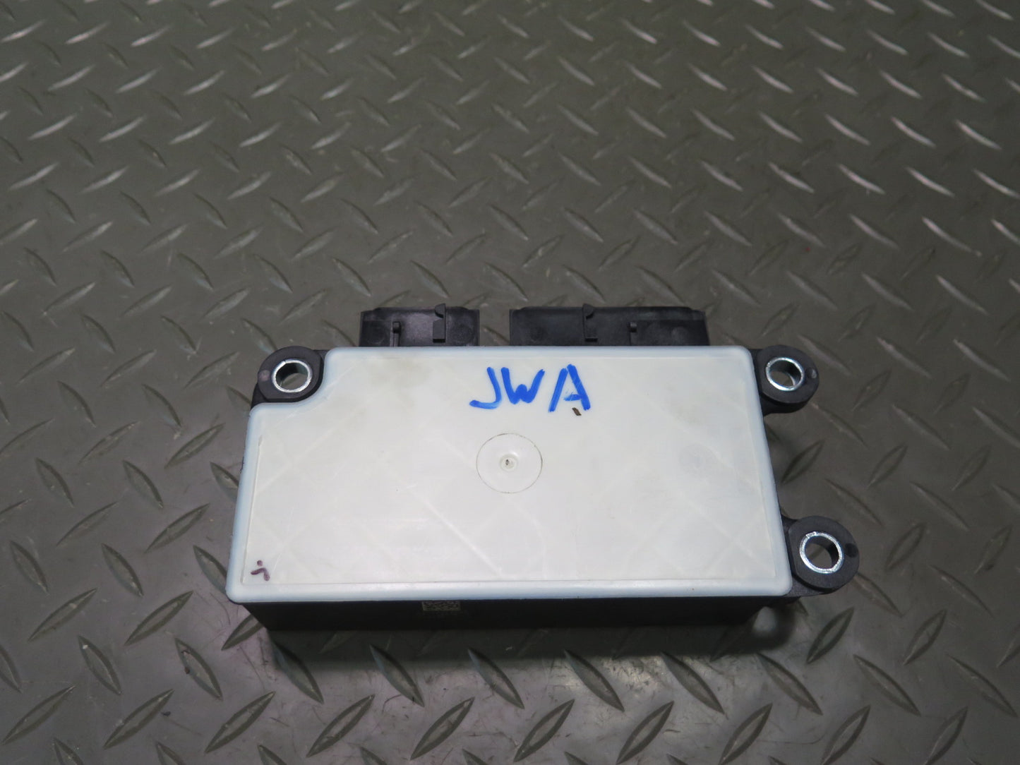 18-23 Jeep Wrangler JL Restraint Computer Control Module 68398609AB OEM