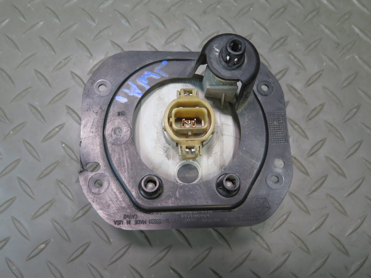 18-23 Jeep Wrangler JL Set of 2 Front Left & Right Fog Light Lamp OEM