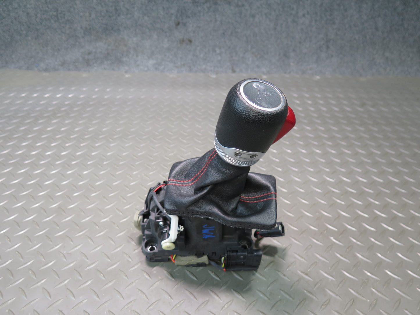 18-23 Jeep Wrangler JL A/T Automatic Transmission Gear Shifter Selector OEM