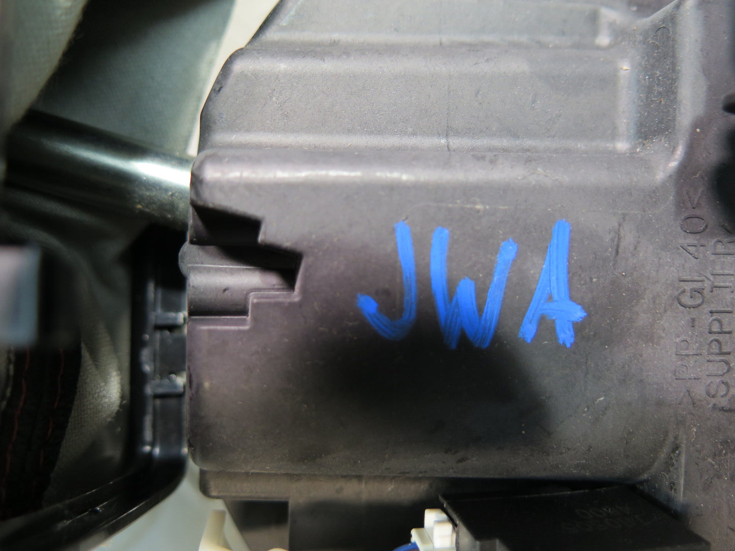 18-23 Jeep Wrangler JL A/T Automatic Transmission Gear Shifter Selector OEM