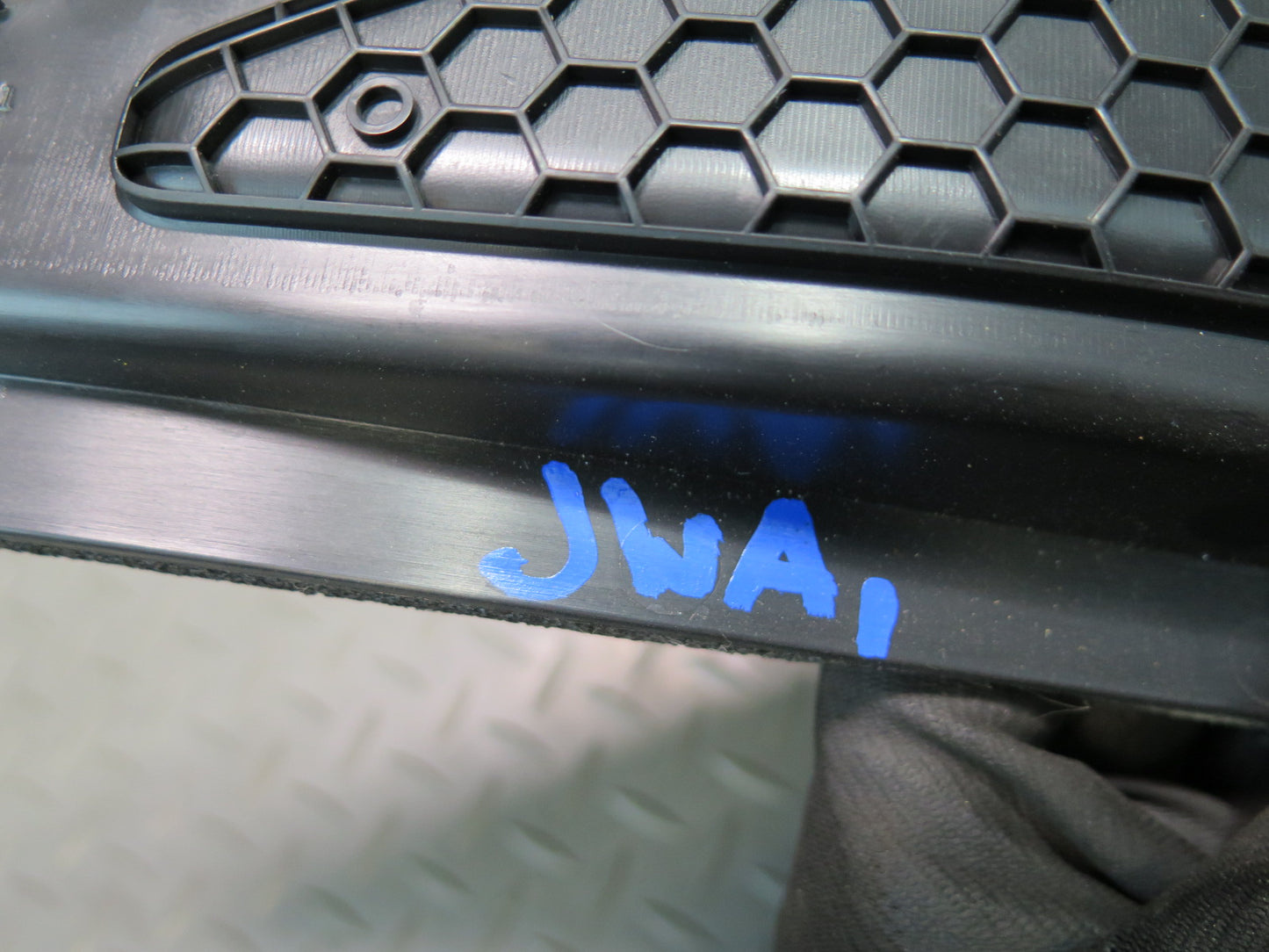 18-23 Jeep Wrangler JL Set of 2 Dash Front Left & Right END Trim Cap Cover OEM