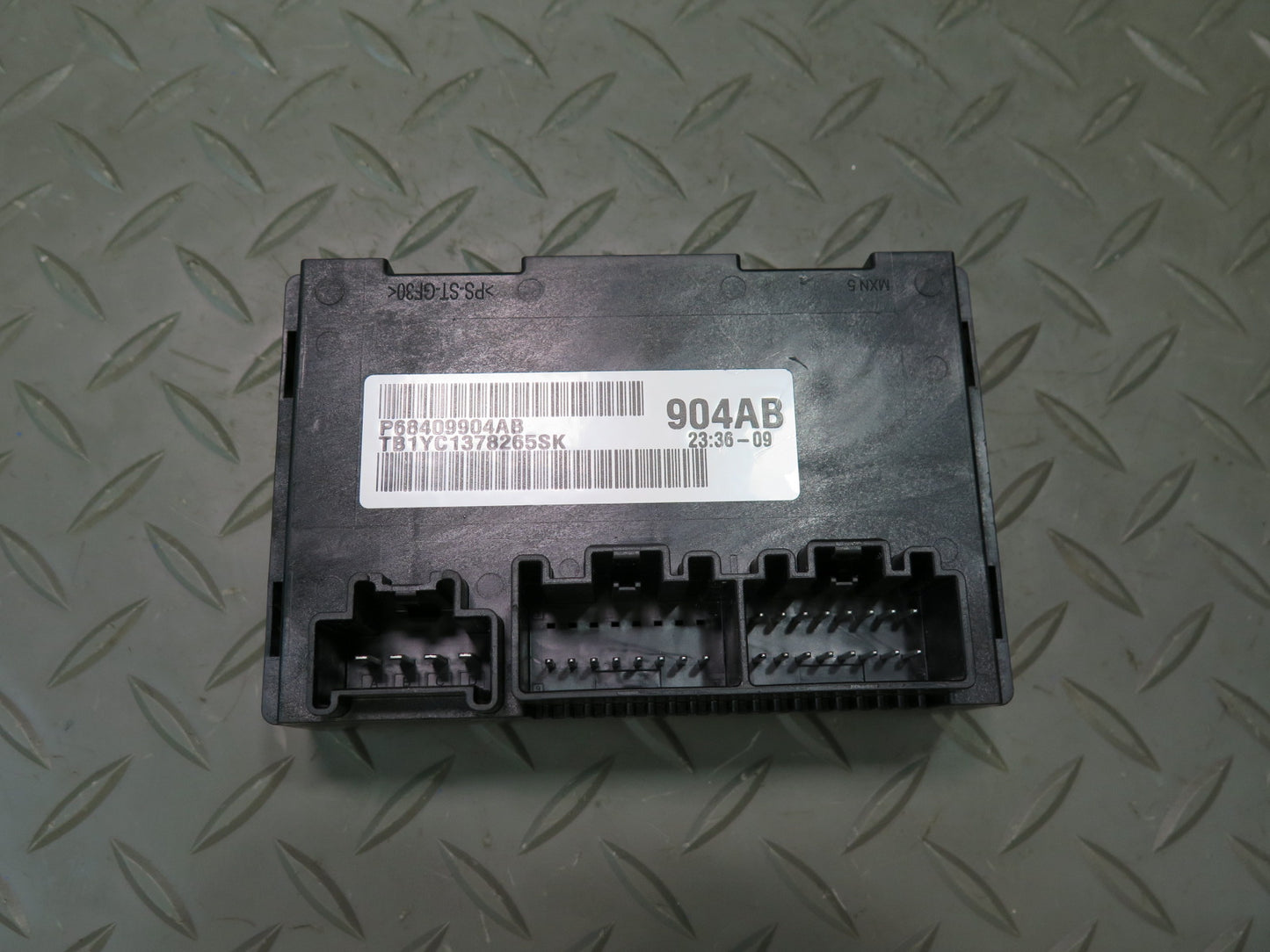 18-20 Jeep Wrangler JL Transfer Case Control Module 68409904AB OEM