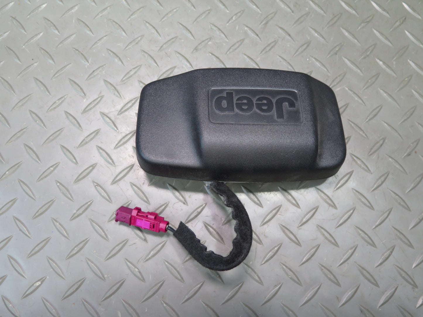 18-23 Jeep Wrangler JL Satellite Radio Antenna Module 68293962AA OEM