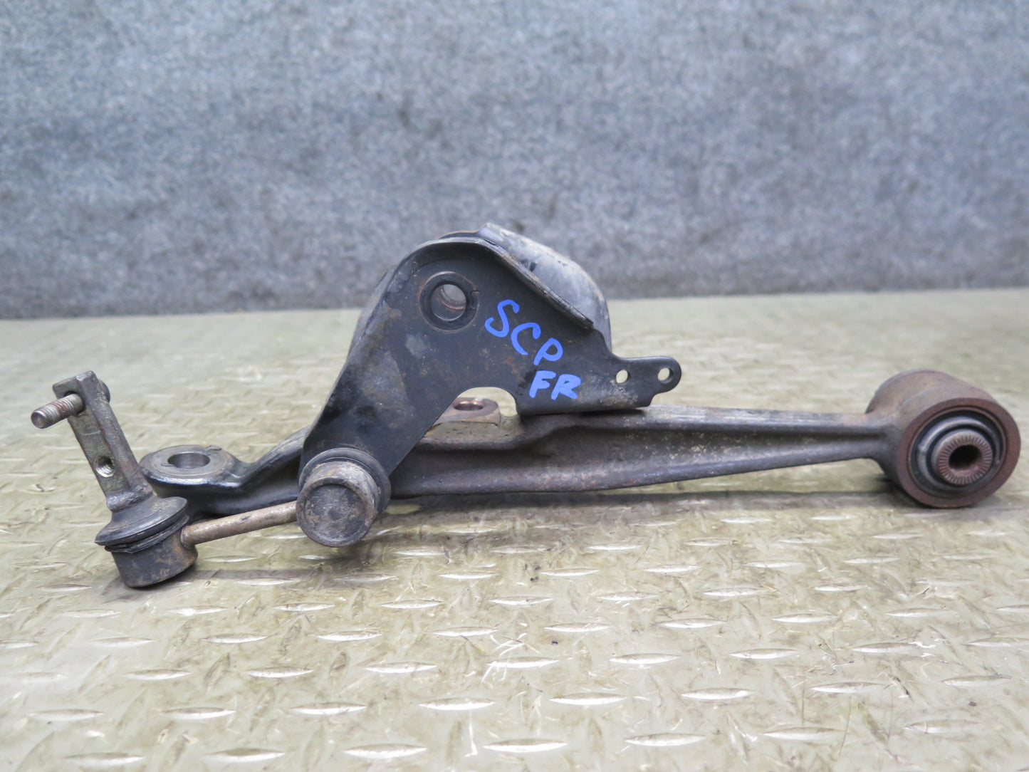 02-10 Lexus SC430 Z40 Front Right Lower Control Arm w Stabilizer Link Set OEM