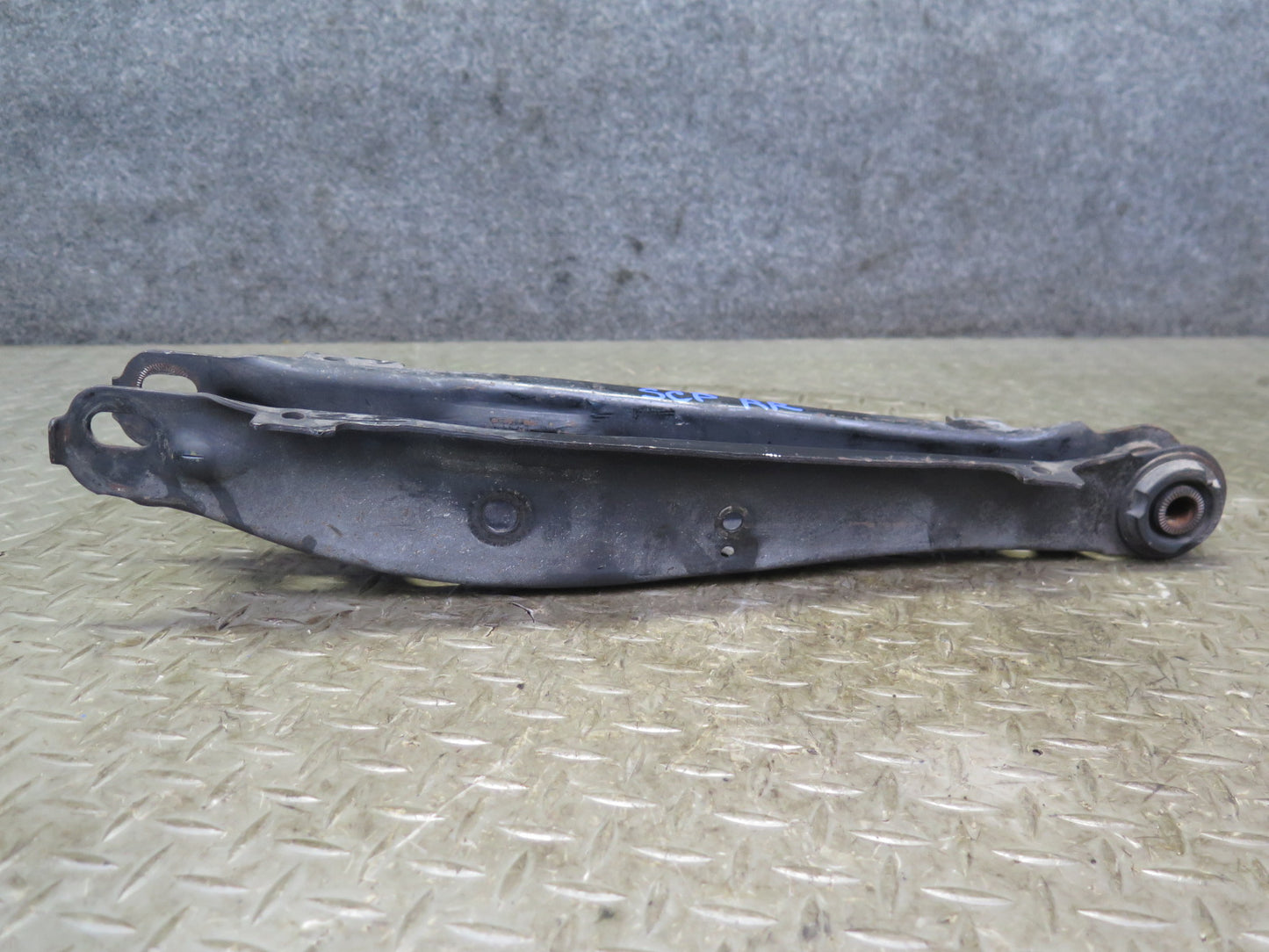02-10 Lexus SC430 Set of 2 Rear Right Suspension Lower Control Arm 104K OEM