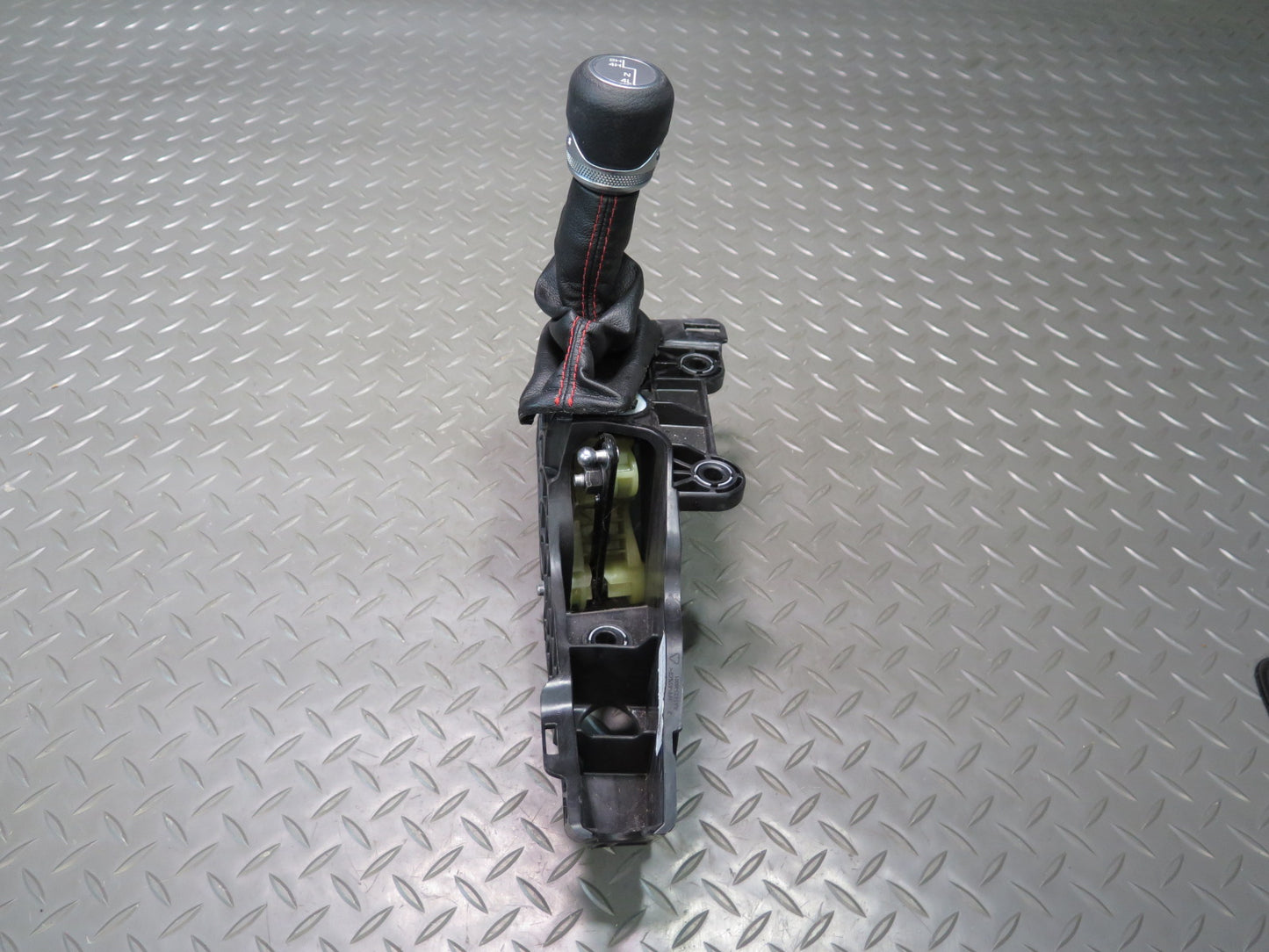 18-26 Jeep Wrangler JL Transfer Case Gear Shift Shifter 68285852AC OEM