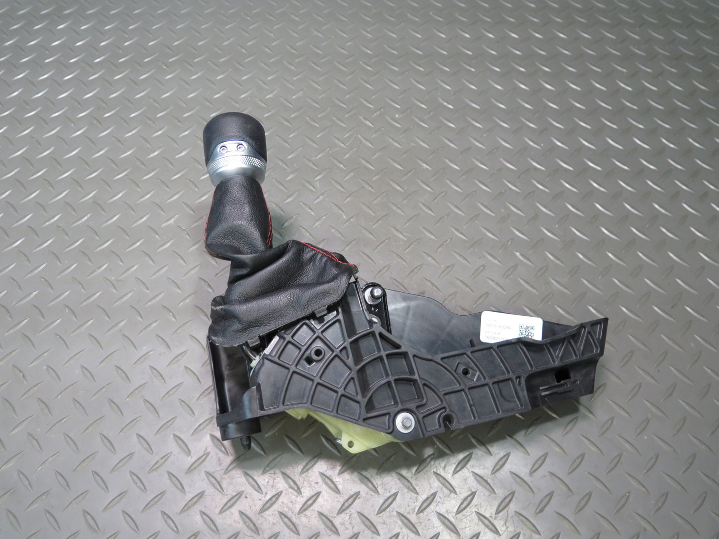 18-26 Jeep Wrangler JL Transfer Case Gear Shift Shifter 68285852AC OEM