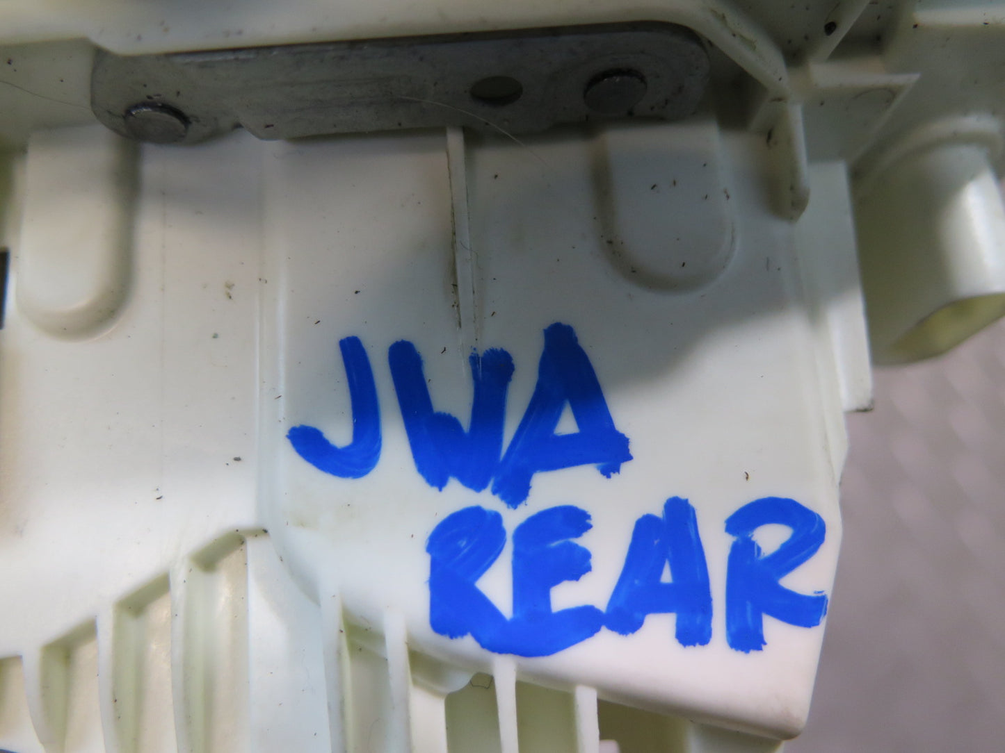 18-20 Jeep Wrangler JL Rear Swing Gate Door Lock Latch Actuator 68282968AA OEM