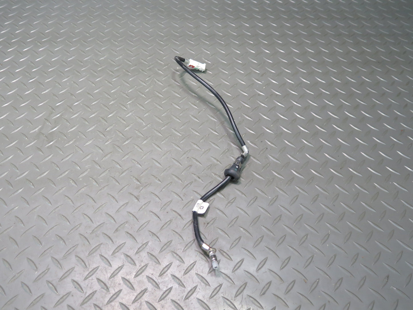 18-23 Jeep Wrangler JL Radio Antenna w Wiring 56040921AG OEM